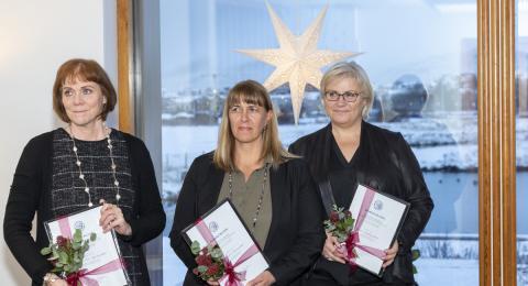 Styrkhafarnir Valgerður Lísa Sigurðardóttir, Inga Valgerður Kristinsdóttir og Ingibjörg Margrét Baldursdóttir við afhendingu styrkjanna í Norræna húsinu.
