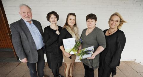 Frá vinstri: Gunnar E. Finnbogason, Brynhildur Flóvenz, formaður stjórnar sjóðsins, Esther Ösp Valdimarsdóttir, Hjördís Sigursteinsdóttir og Hanna Björg Sigurjónsdóttir.