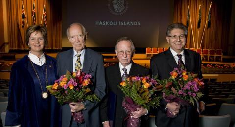 Kristín Ingólfsdóttir, rektor Háskóla Íslands, Søren Langvad, Sigurður Líndal og Jónatan Þórmundsson.