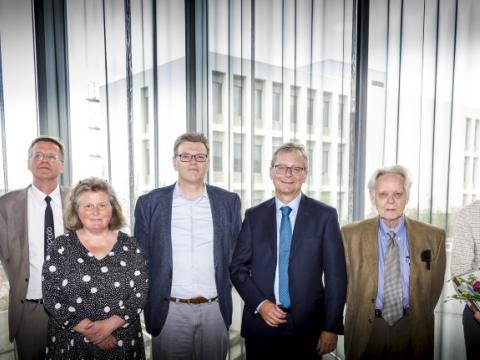 Frá vinstri: Sigurður Jens Albertsson verðlaunahafi, Ragnar Sigurðsson, prófessor og formaður stjórnar, Freyja Hreinsdóttir dósent, Sverrir Örn Þorvaldsson stjórnarmaður, Jón Atli Benediktsson, rektor Háskóla Íslands, Sigurður Helgason, prófessor við MIT og stofnandi sjóðsins og Árni Freyr Gunnarsson verðlaunahafi.