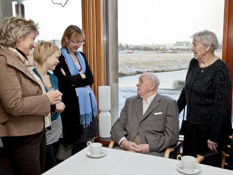 Bent Scheving Thorsteinsson og fleiri