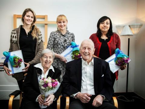 Doktorsnemarnir og styrkhafarnir Eydís Einarsdóttir, Elena Ukhatskaya og Priyanka Sahariah ásamt Margaret og Bent Scheving Thorsteinsson