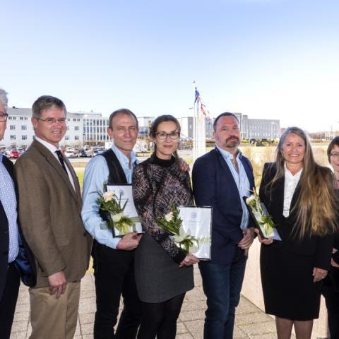 Styrkþegar úr Sjóði Sigríðar Lárusdóttur ásamt stjórn sjóðsins, rektor Háskóla Íslands og forseta Læknadeildar. 