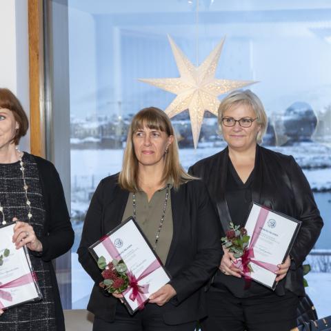 Styrkhafarnir Valgerður Lísa Sigurðardóttir, Inga Valgerður Kristinsdóttir og Ingibjörg Margrét Baldursdóttir við afhendingu styrkjanna í Norræna húsinu.