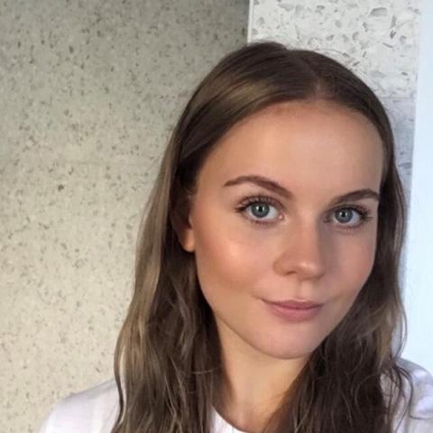 Klara Briem, þriðja árs nemi í læknisfræði við Háskóla Íslands, hefur hlotið styrk úr Menntasjóði Læknadeildar til að vinna að rannsóknarverkefni við Þýsku krabbameinsrannsóknarstofnunina (Deutsches Krebsforschungszentrum).