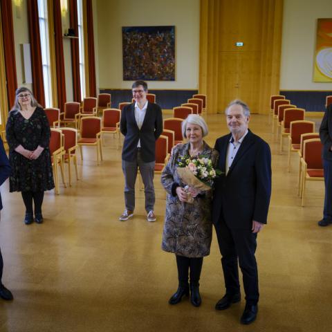 Frá undirritun stofnskrár hins nýja sjóðs. Frá vinstri: Jón Atli Benediktsson, Sigurveig H. Sigurðardóttir, Vilhjálmur Þorsteinsson, Sigrún Júlíusdóttir, Þorsteinn Vilhjálmsson og Einar H. Guðmundsson.