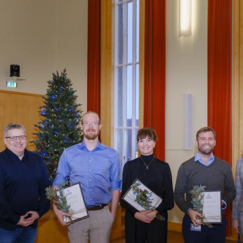 Verðlaunahafar ásamt rektor og stjórn og starfsfólki sjóðsins.